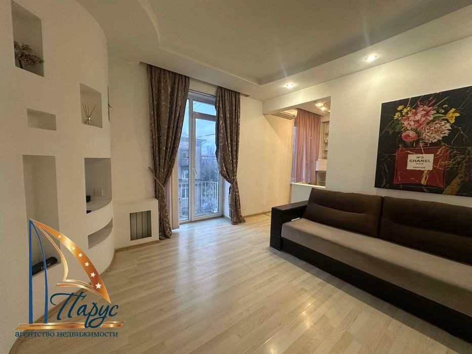 1-кімнатна  Південноукраїнська 5/5