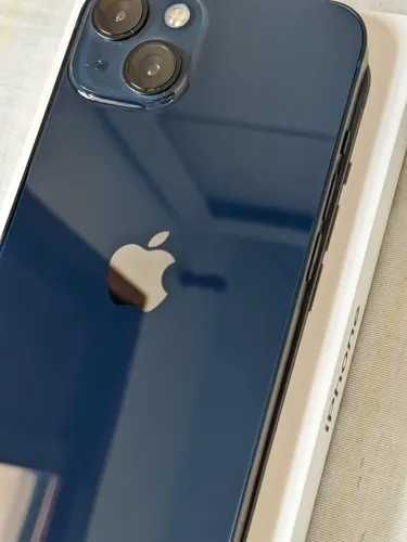 iPhone 13 128GB – Muito bem estimado – Caixa e cabo incluídos