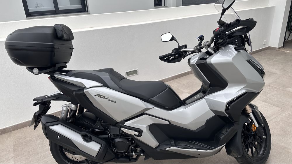 Honda ADV 350 Scooter