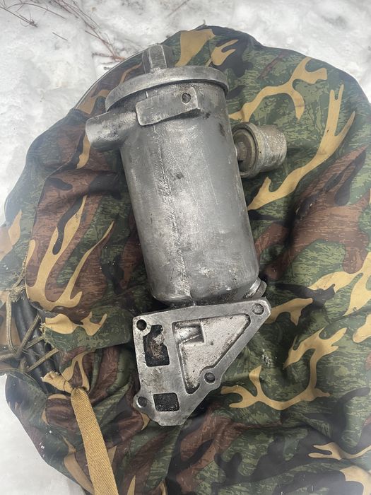 Корпус фільтра з двигуна волга