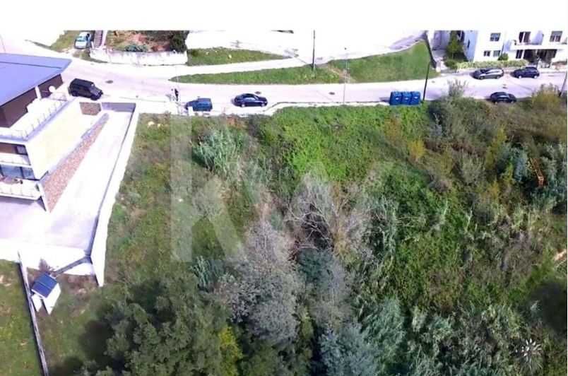 Terreno Urbano em Tovim de Cima Coimbra.