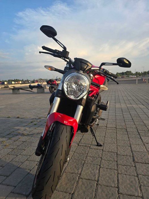 Ducati Monster 821