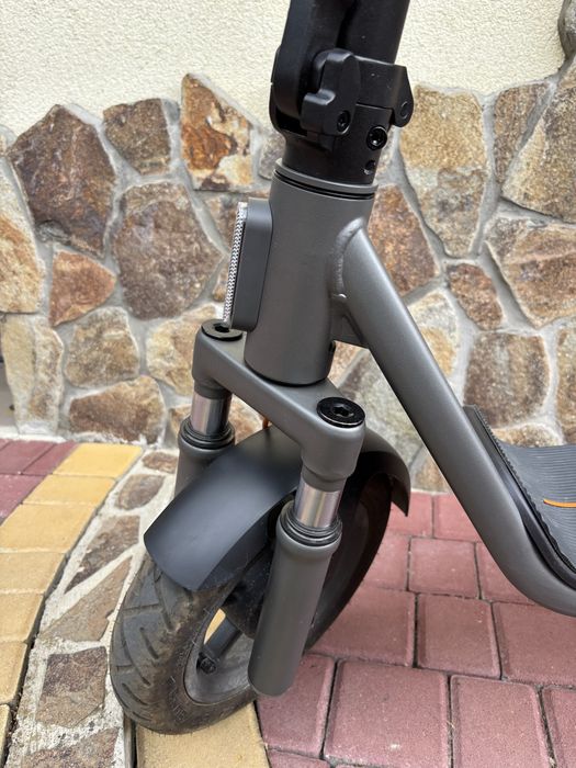 Продам електросамокат XIAOMI Electric Scooter 6 GL