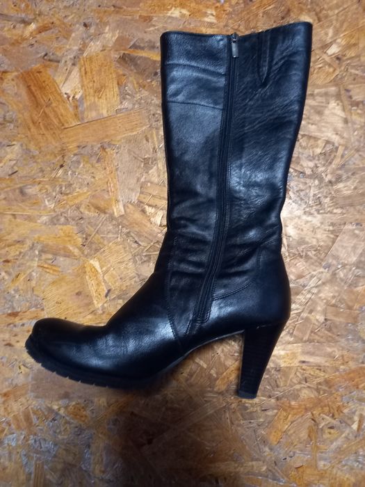 Продам сапоги в ідеальному стані.