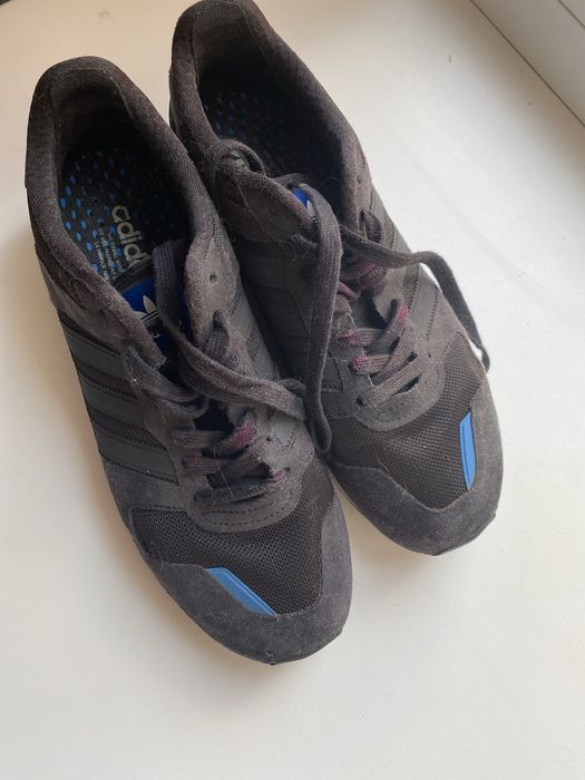 Кроссовки adidas