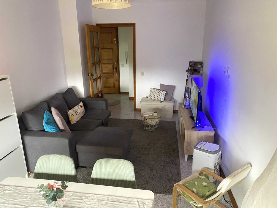 T1+1 C/Varanda Excelente,Equipado Na Maia, Impecável!