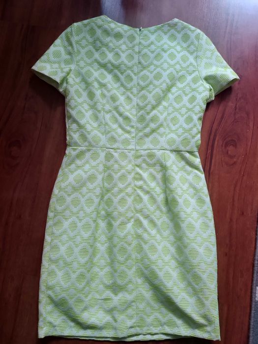 Wizytowa sukienka w geometryczne wzory ok. 152 lub S
