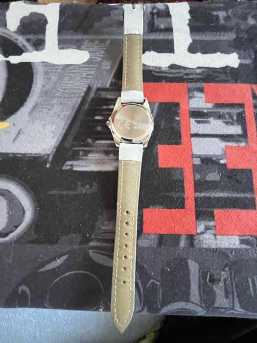 Часы женские Secret Dreams