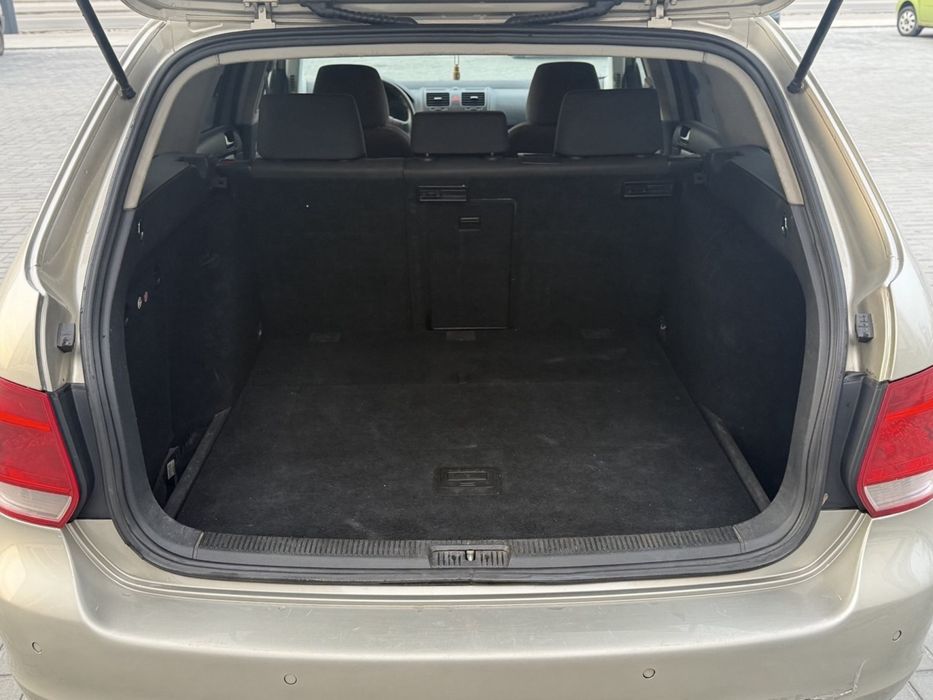 VW Гольф 5 Автомат 2л