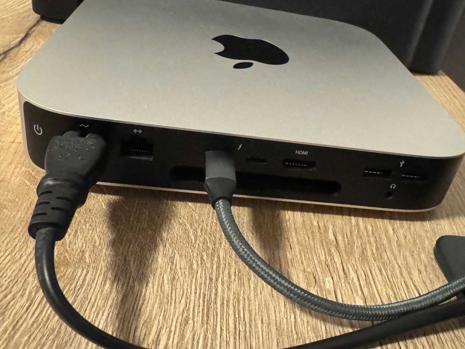 Mac mini (M1, 2020 r.) 8/256