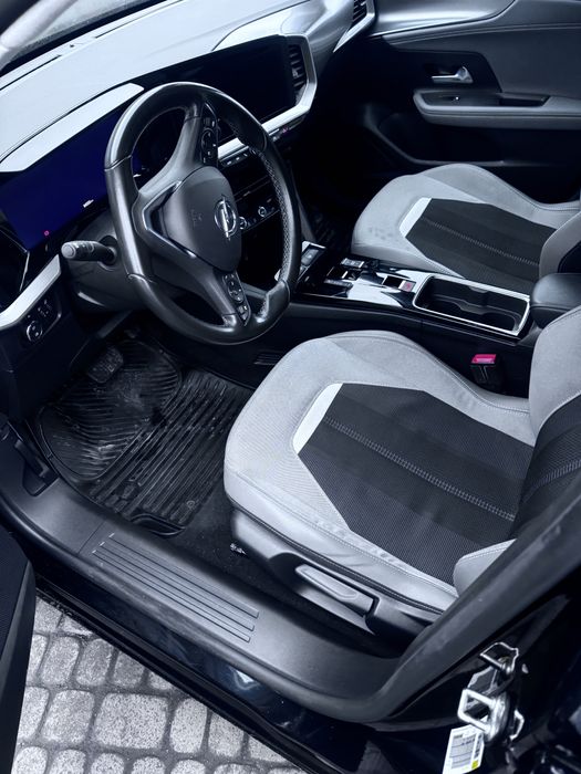 Opel mokka e 2021, 50 кВт, 80 тис км