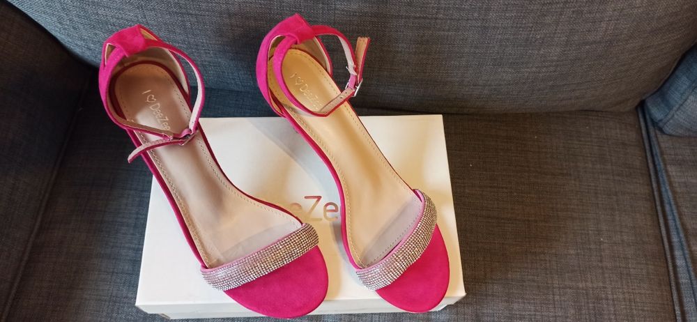 Buty DeeZee riz. 40.