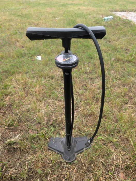 Pompka rowerowa kross
