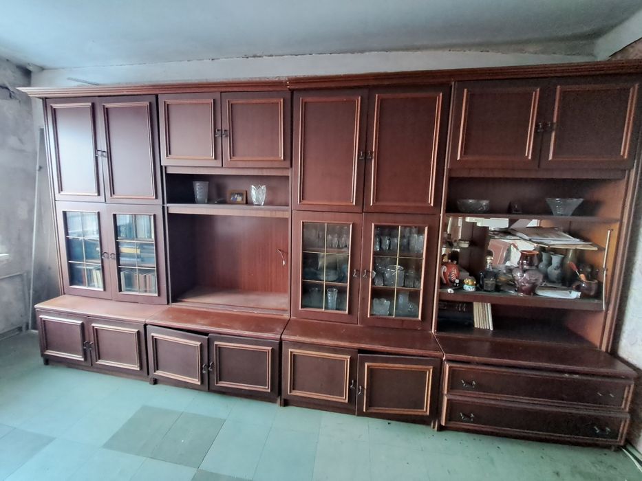 Стінка у вітальню