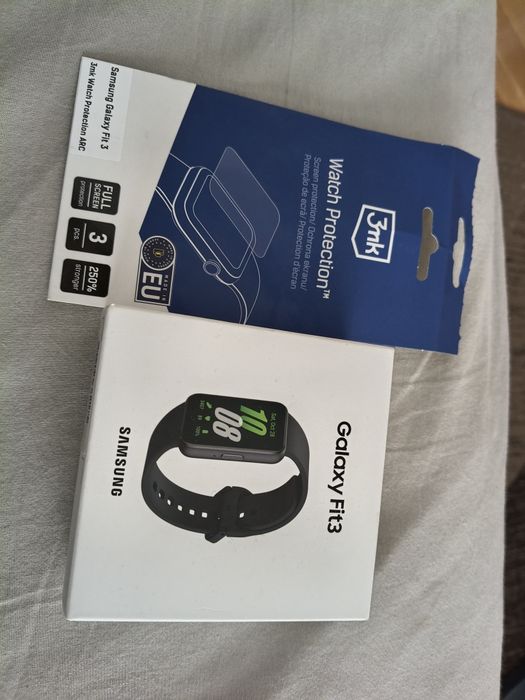 Zegarek Galaxy Fit 3 bardzo mało używany z folią na ekran