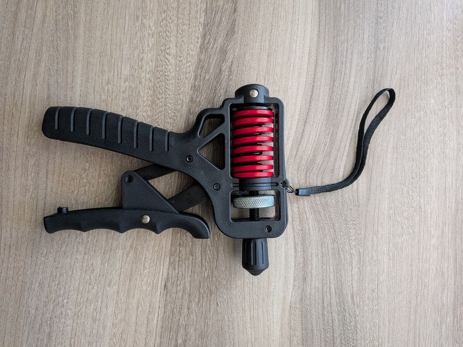 Gripper ściskacz 5-100 kg