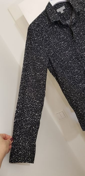 COS koszula z bawełny, czarna