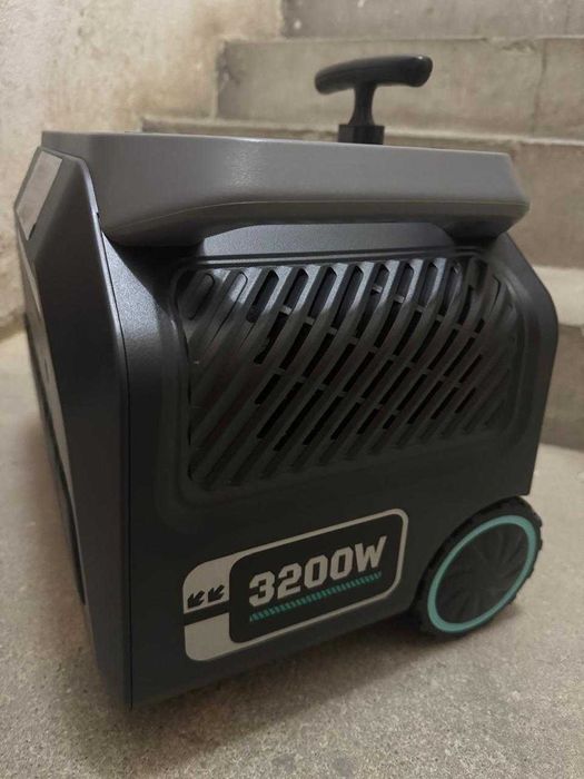 Станція зарядна IEETek P3200, 2048Wh, 3200W, LiFePO4