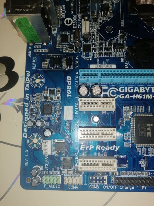 Материнська плата під ремонт