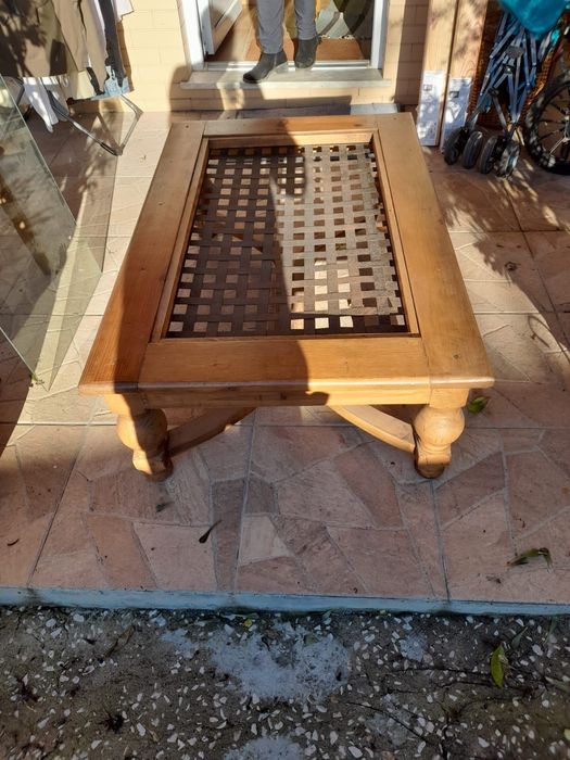 Mesa rústica mexicana