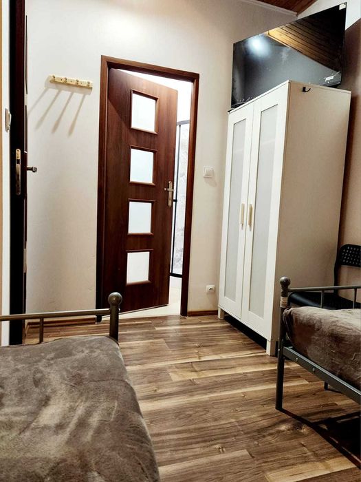 Pokoje w dobrym standardzie w nowym hostelu