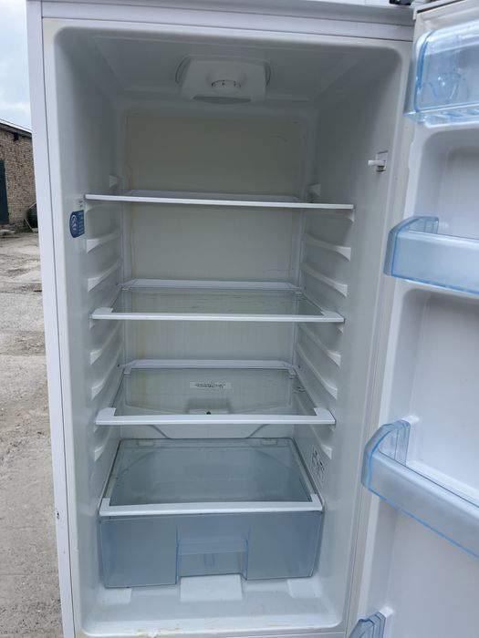 Холодильник BEKO