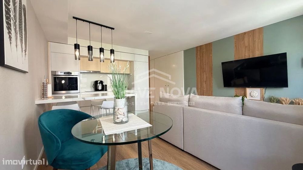 Apartamento T1 c/Varanda no Centro de Gaia — Mafamude E Vilar Do Paraíso, Porto