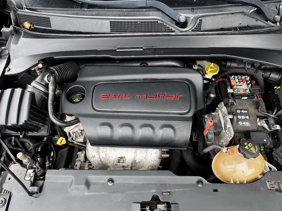 Jeep compass 2017 2.4l multiair automat 4x4 (uszkodzony)
