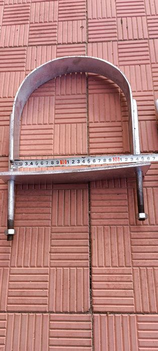 Кріплення, петлі, з'єднання для стовпа