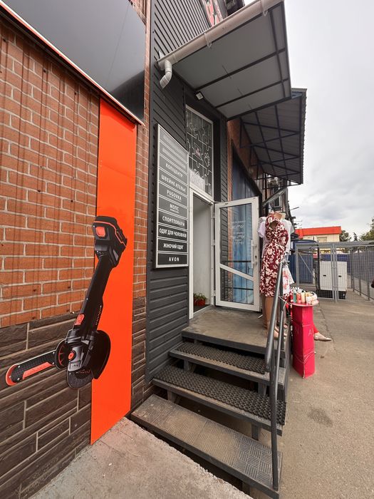 Оренда комерція під майстерню, салон