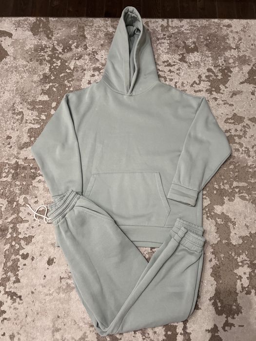 Спортивний костюм жіночий