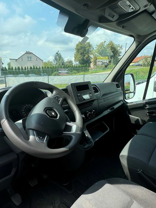 Wynajem Wypożyczalnia Busa Busów Blaszak Blaszaki Renault Master