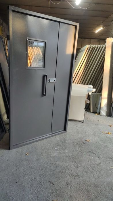 Вхідні технічні двері, металеві двері утеплені, протизламні двері