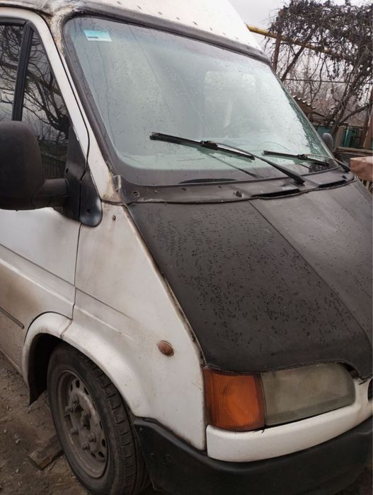 Ford Transit 1999 клин двигателя