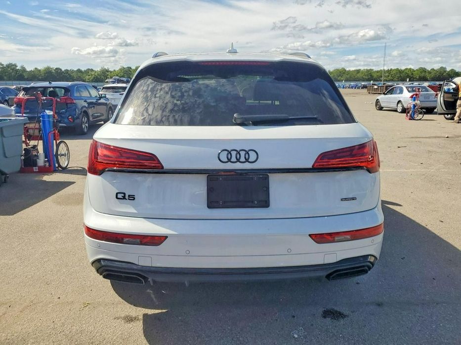 Audi Q5 PRESTIGE / S-Line / niski przebieg