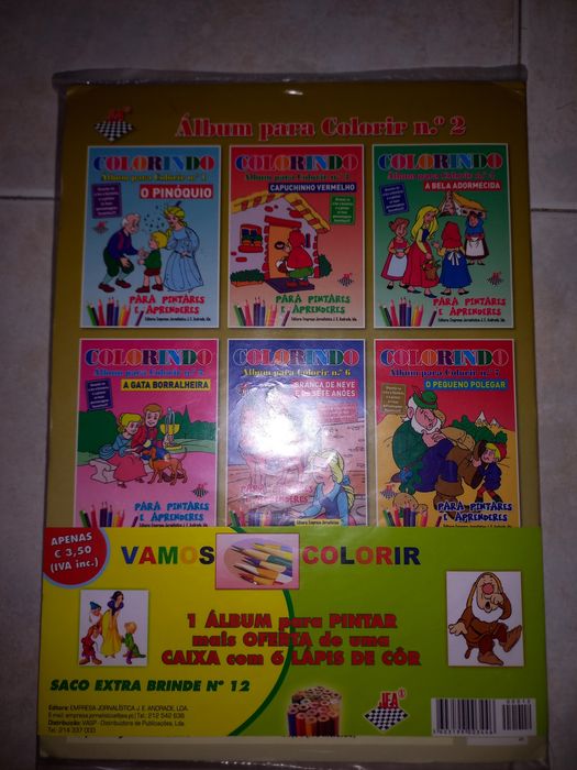 Livros para colorir NOVOS com lápis com várias cores