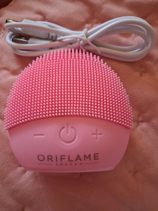 Aparelho de limpeza facial