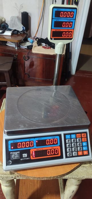 Весы кухонные магазинные.