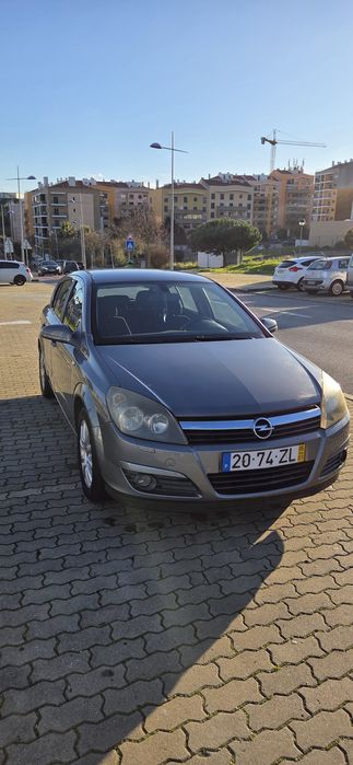 Opel Astra H 1.4.   249500klm
