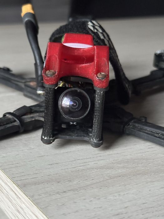 Drone FPV 5 polegadas - com baterias