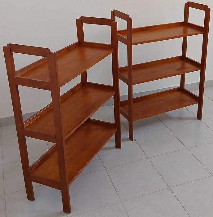 Vendo estante dupla em pinho mel