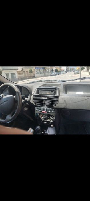 Fiat Punto 2001 bom estado