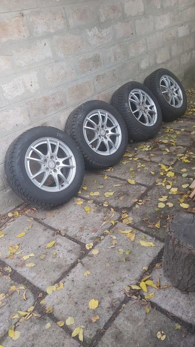 Резина з дисками