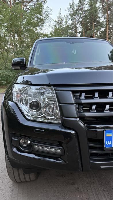 Mitsubishi Pajero Wagon 2018 3.0 газ - бензин