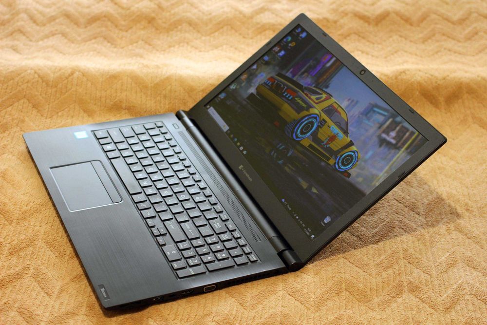 Toshiba A50-F/2020г/i7-8565 8x/Видео 2GB/16GB/SSD256/АКБ4ч/15 ips FHD