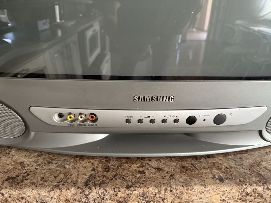 Телевізор для вітальні