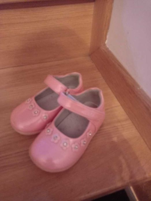 Butki lakierki, balerinki prawie nowe