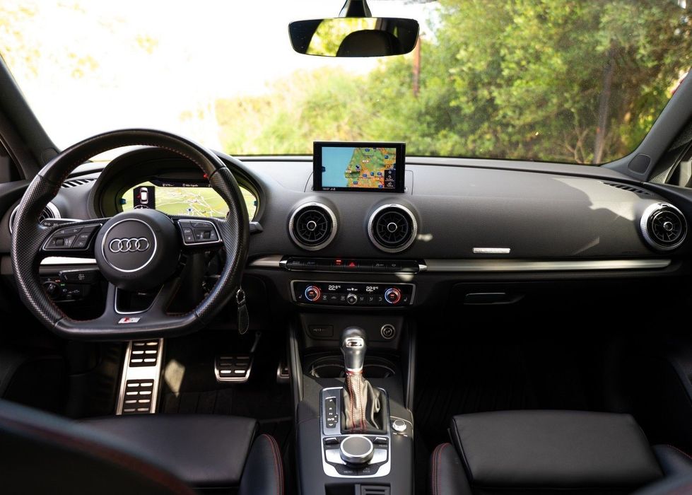 Audi S3 Sportback 2.0 TFSi quattro S tronic