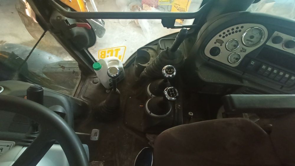 Продам экскаватор  JCB 3CX 2008 г.