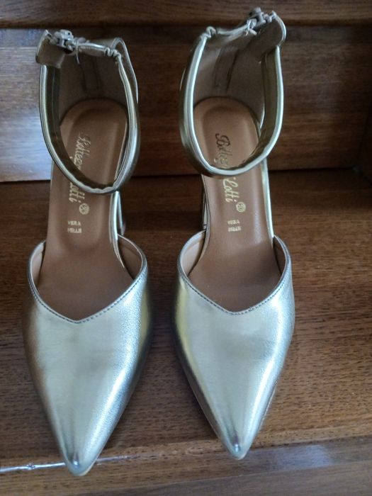 Sprzedam piekne eleganckie buty na obcasie